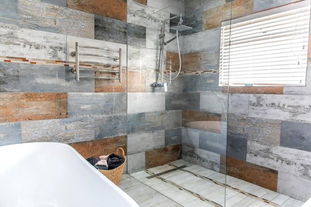 Apartment H7 - Normanhurst Sea Point *