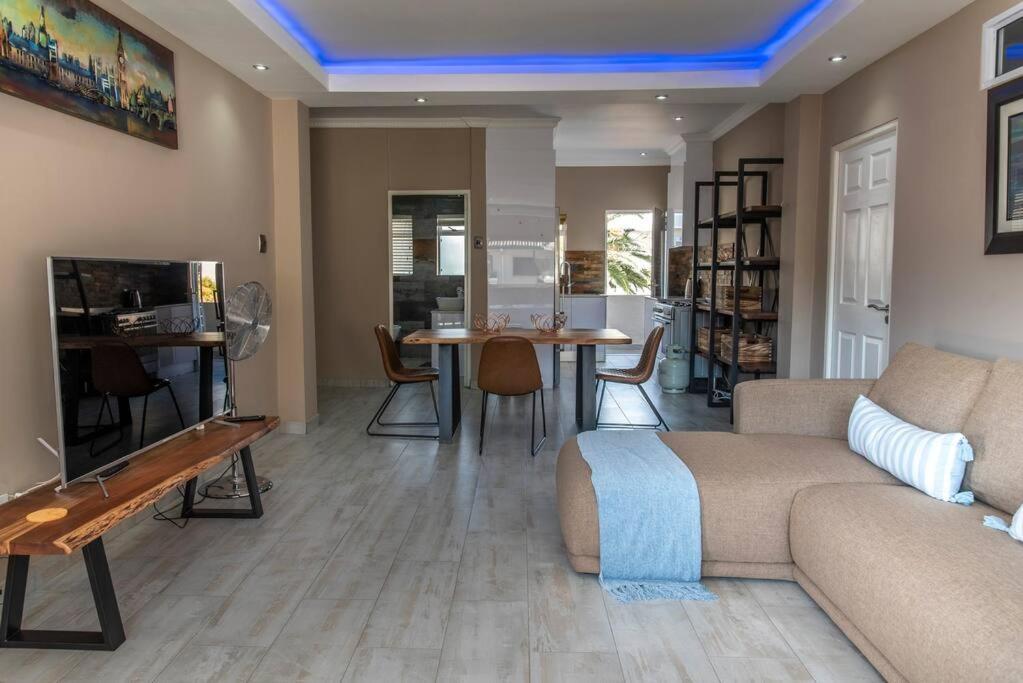 H7 - Normanhurst Sea Point Apartment Cape Town